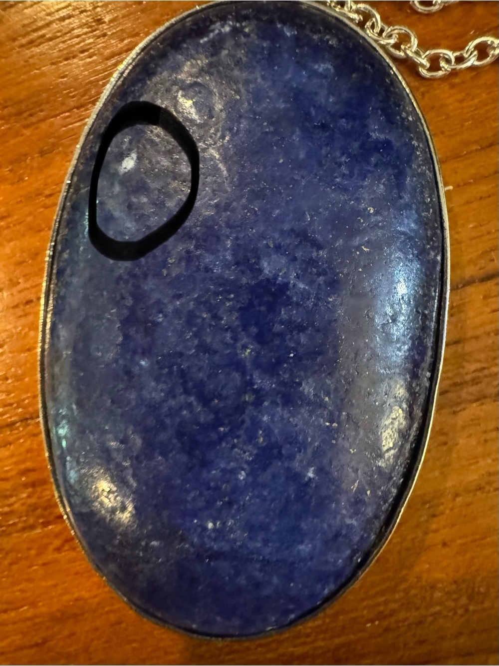 Vintage Lapis Lazuli Stone Pendant Necklace—SilverTone setting, chain, & clasp - Picture 4 of 8